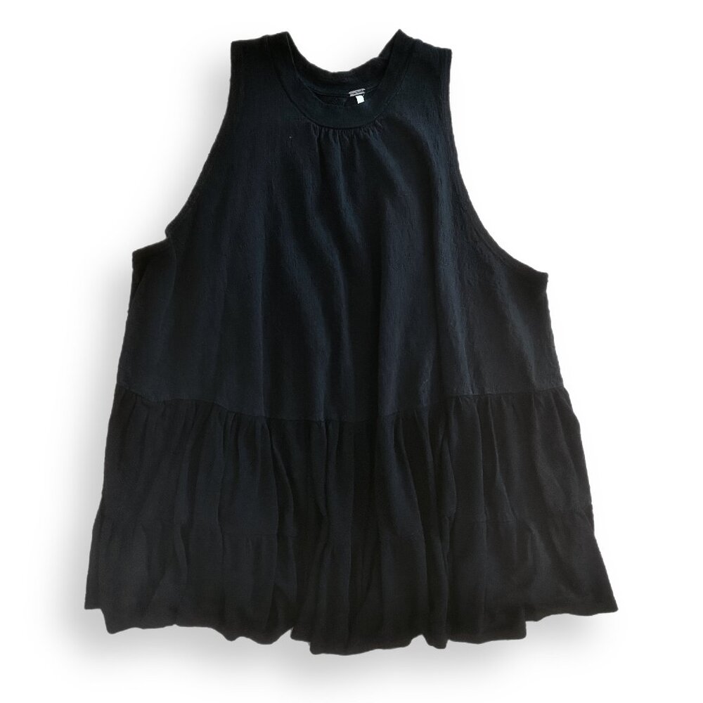 Free People black sleeveless baby doll tshirt with open back and ties (XS)